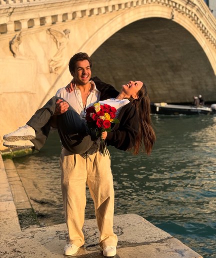 आशीष चंचलानी और एली अवराम की रोमांटिक पोस्ट ने मचाया तहलका